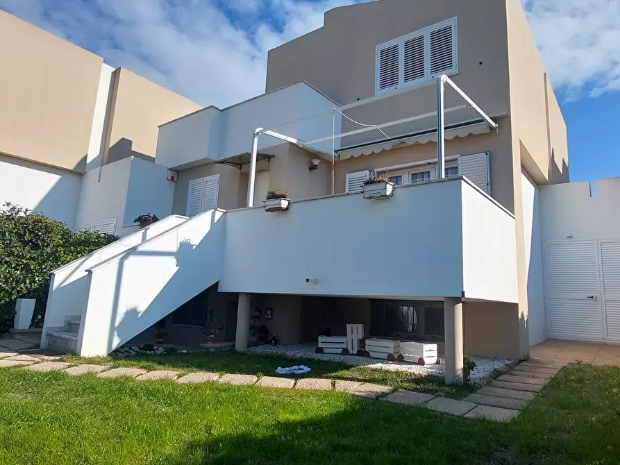 Immagine 1 di Casa indipendente in vendita  in via delle fornaci a Livorno