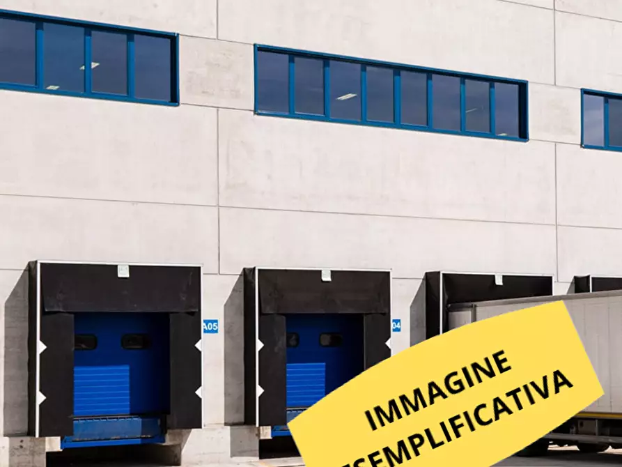 Immagine 7 di Attività artigianale in affitto  a Parma