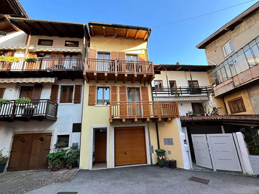 Immagine 1 di Quadrilocale in vendita  in nomi (tn) a Nomi