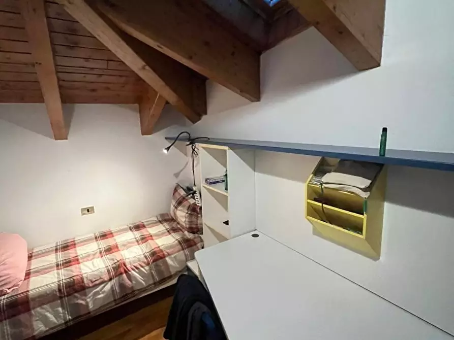 Immagine 5 di Stanza singola in affitto  a Trento