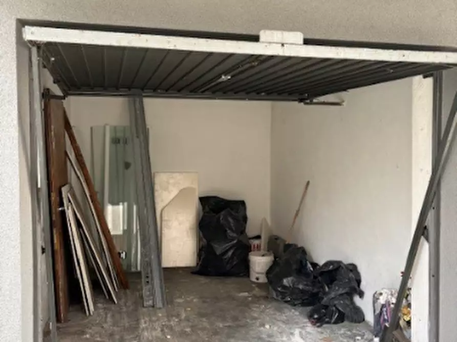 Immagine 17 di Trilocale in affitto  in Via Malta a Trento