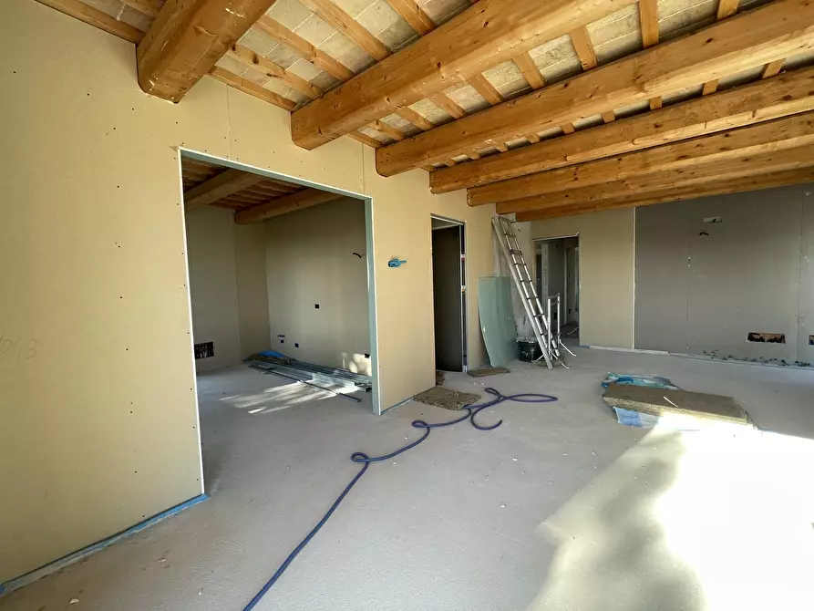 Immagine 24 di Rustico / casale in vendita  in via abbadia a Osimo