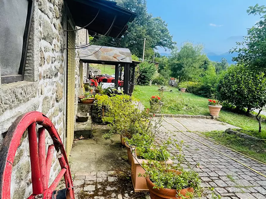 Immagine 2 di Rustico / casale in vendita  in via torri a San Marcello Piteglio