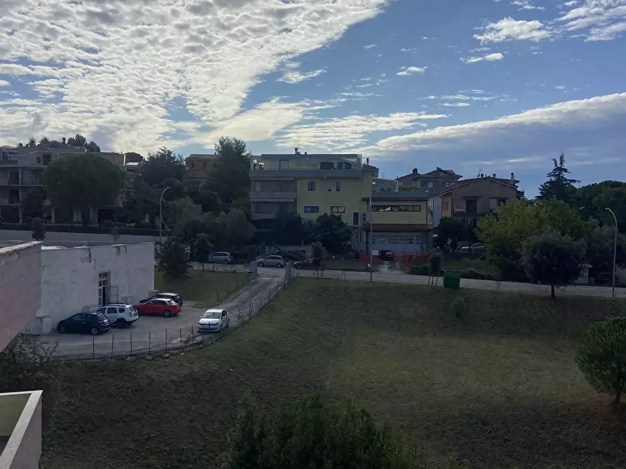 Immagine 15 di Attico in vendita  in via aldo moro a Osimo