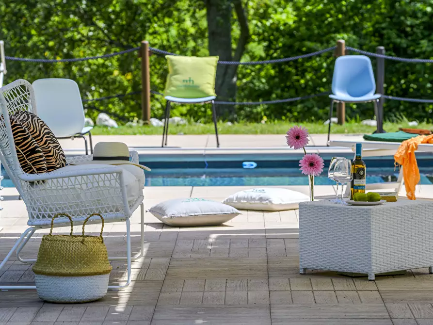 Immagine 29 di Rustico / casale in vendita  in SARNANO a Sarnano