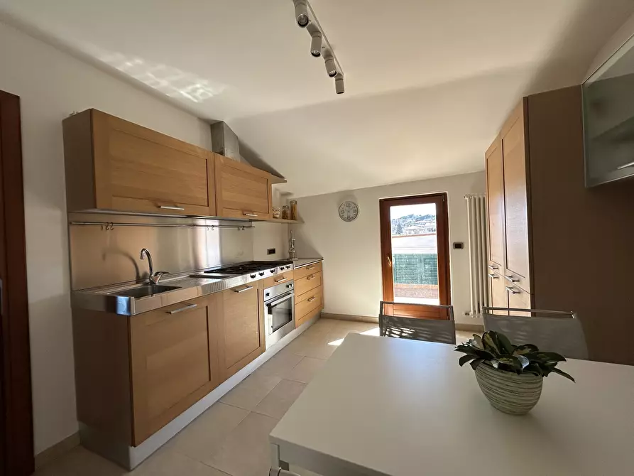 Immagine 22 di Bilocale in affitto  in Via Astagno a Ancona