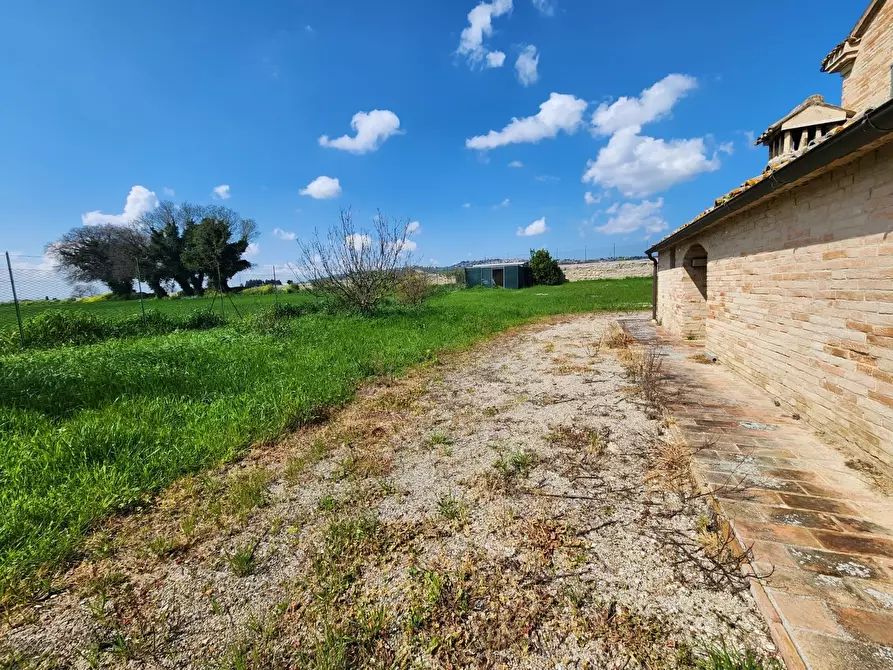 Immagine 37 di Rustico / casale in vendita  a Recanati