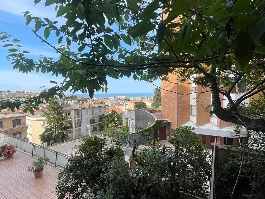 Immagine 10 di Trilocale in vendita  in Via Vittorio Veneto a Ancona