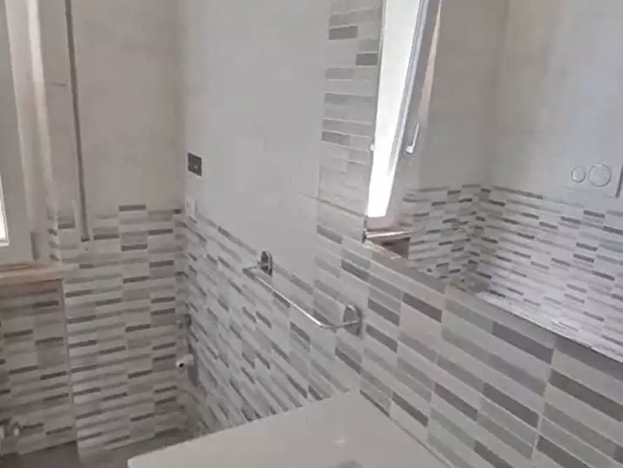 Immagine 5 di Bilocale in vendita  in Via XXV Aprile a Osimo