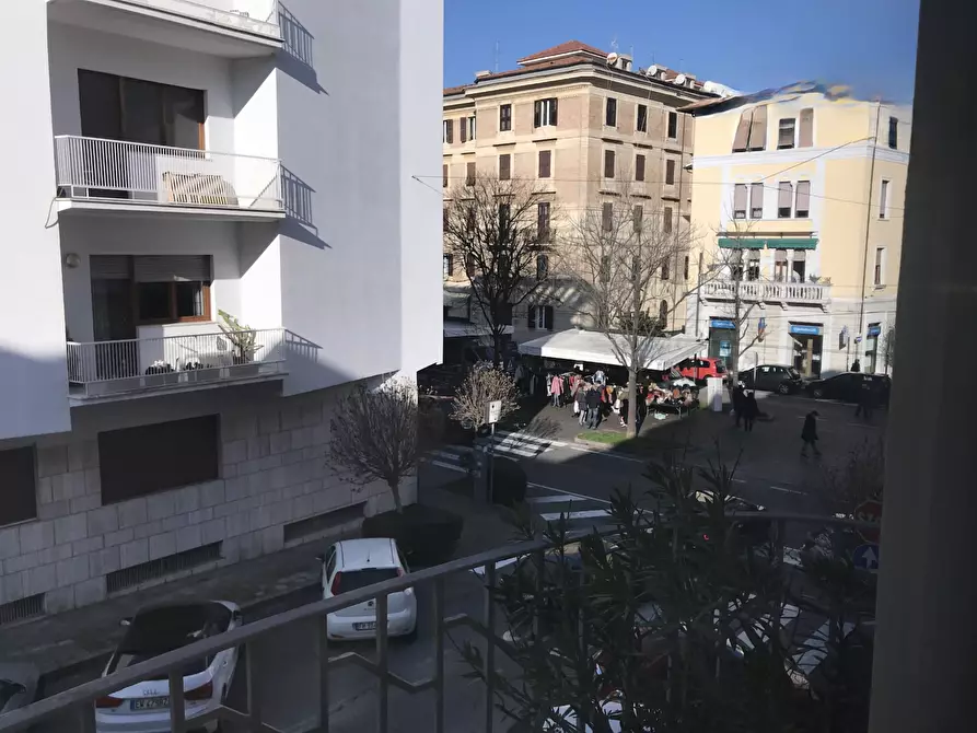 Immagine 7 di Trilocale in vendita  in quartiere adriatico a Ancona