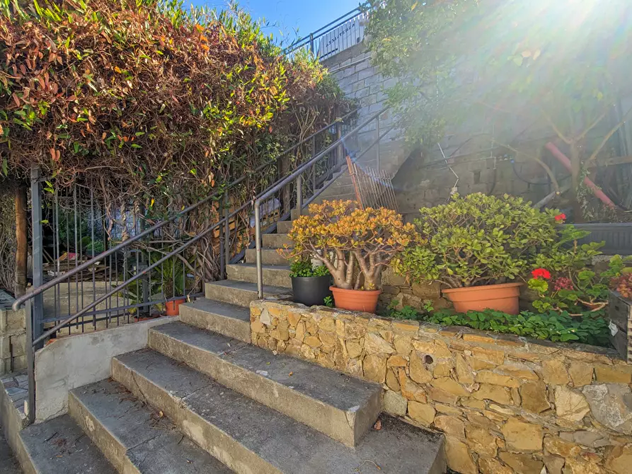 Immagine 19 di Trilocale in vendita  in Via Pascoli 158 a San Remo