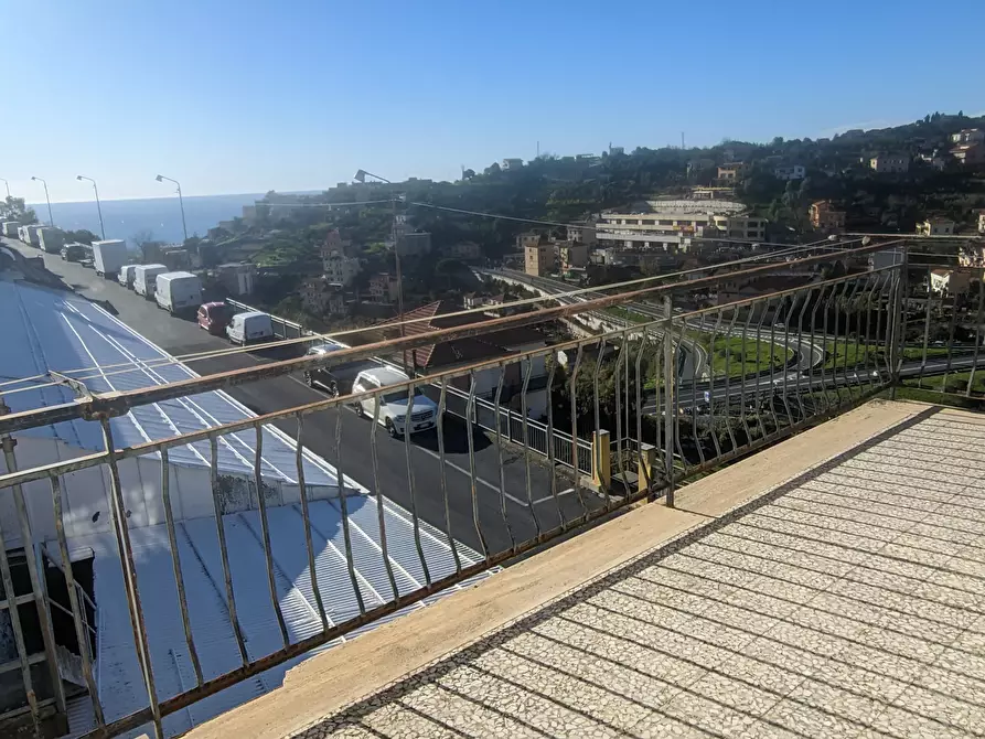 Immagine 15 di Appartamento in vendita  in Via Giovanni Pascoli 158 a San Remo