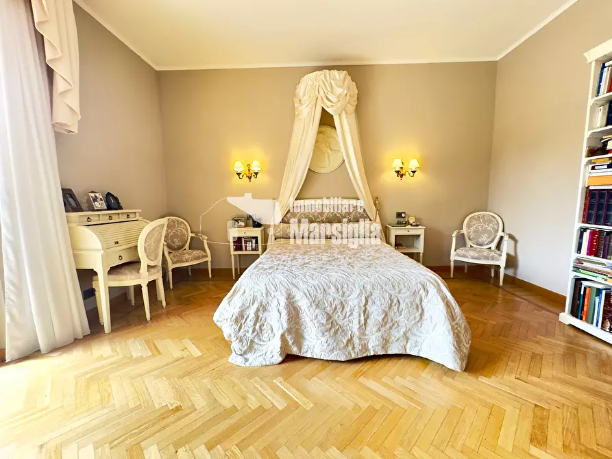 Immagine 20 di Quadrilocale in vendita  in Corso degli Inglesi 620 a San Remo