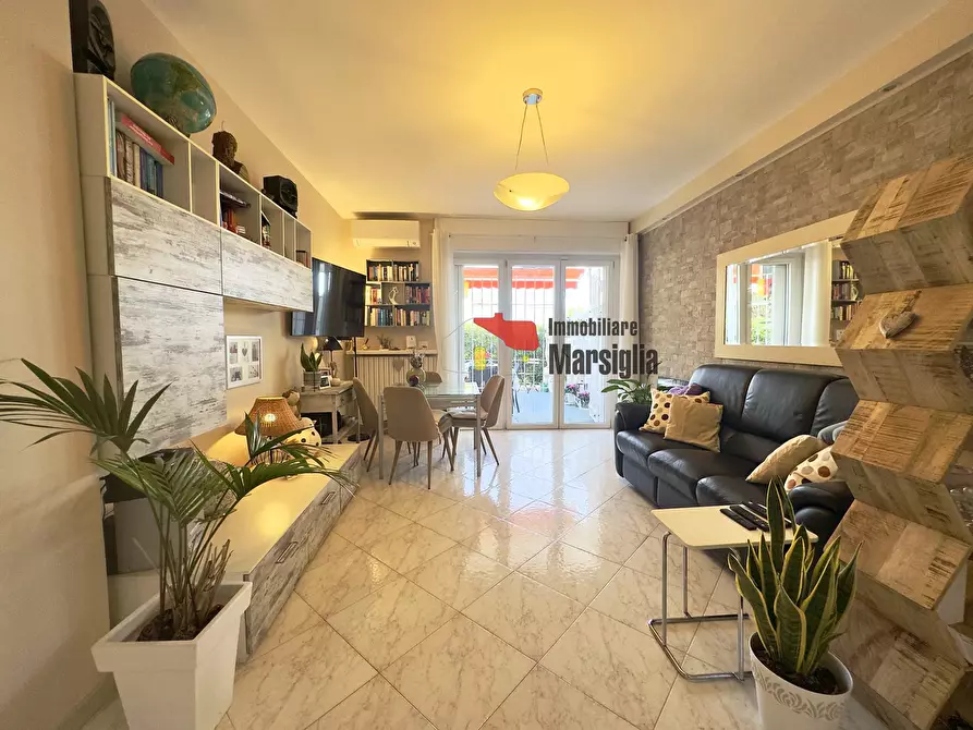 Immagine 17 di Trilocale in vendita  in Strada Solaro 121 a San Remo