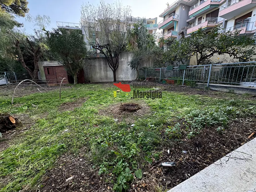 Immagine 28 di Trilocale in vendita  in Strada Bonmoschetto 8 a San Remo