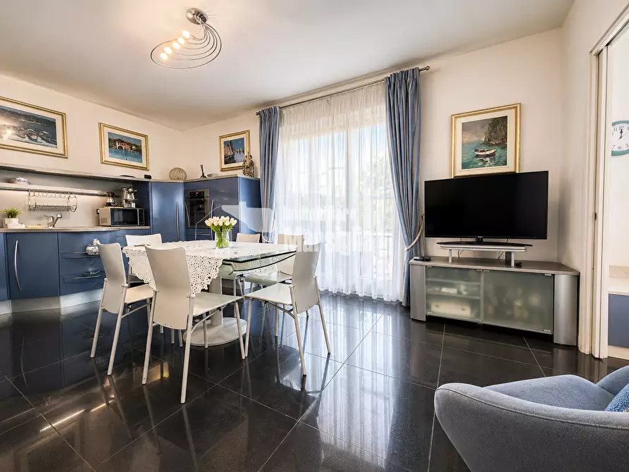 Immagine 6 di Trilocale in vendita  in Via Marinella 31 a San Remo
