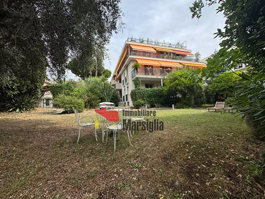 Immagine 9 di Quadrilocale in vendita  in Corso Felice Cavallotti 340 a San Remo