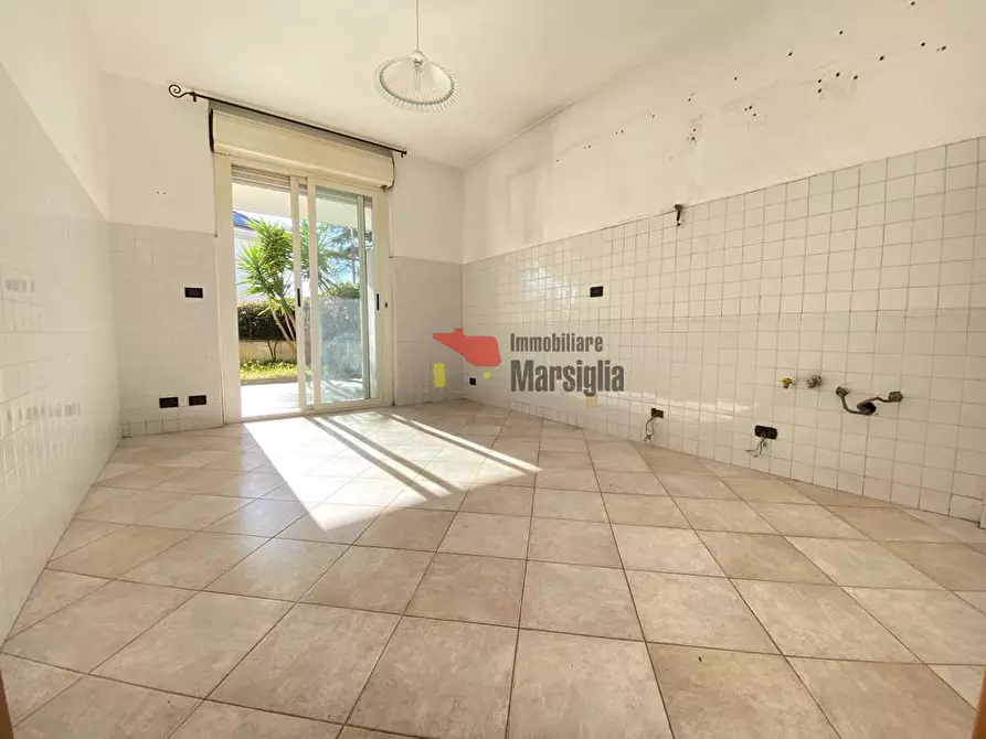 Immagine 9 di Quadrilocale in vendita  in Strada Solaro 88 a San Remo