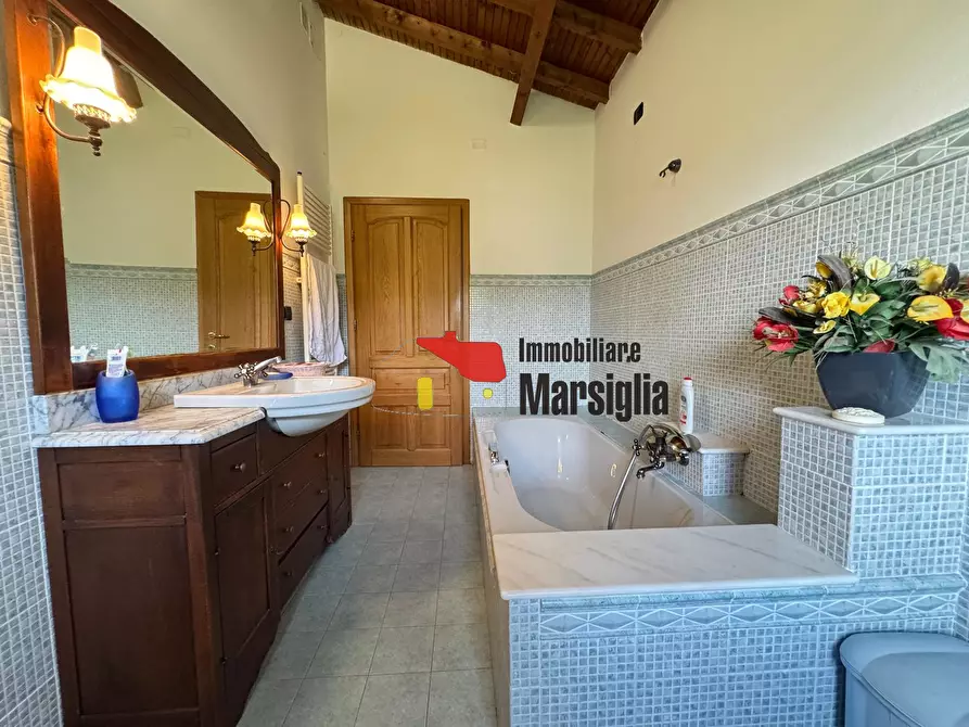 Immagine 32 di Villa in vendita  in Via Monsignore Tornatore a Dolceacqua