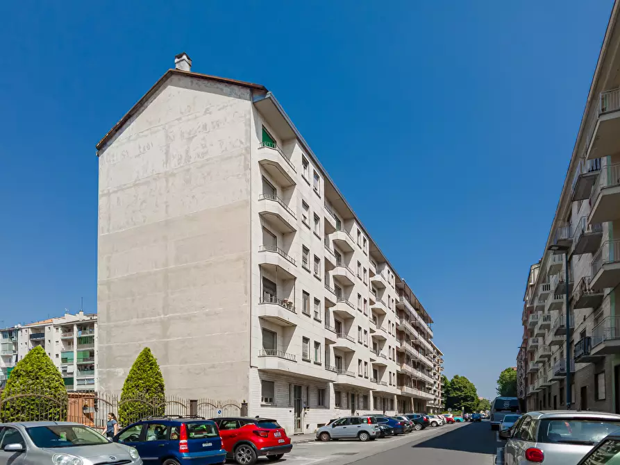 Immagine 2 di Bilocale in vendita  in Via Campiglia a Torino