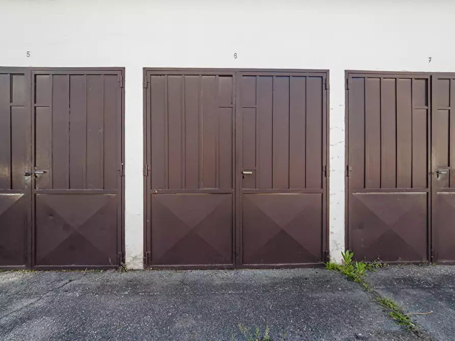 Immagine 1 di Garage in vendita  in Via Giorgio Bellono 10 a Torino