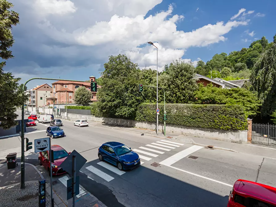 Immagine 26 di Trilocale in vendita  a Torino