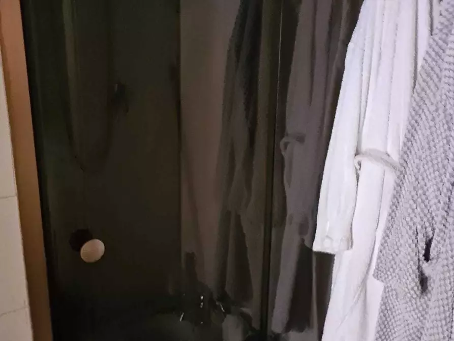 Immagine 4 di Trilocale in vendita  a Livorno