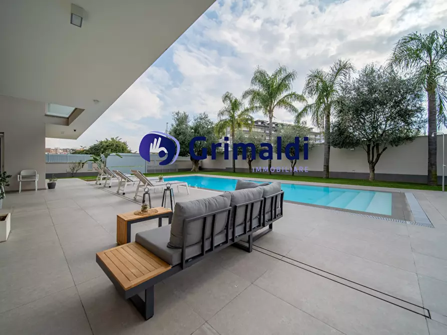 Immagine 6 di Villa in vendita  a Napoli