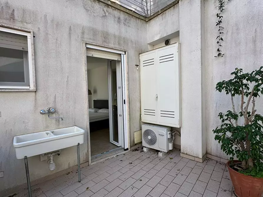 Immagine 25 di Bilocale in vendita  in Via Memorie 22 a Otranto