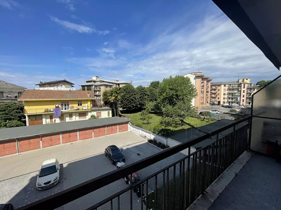 Immagine 5 di Trilocale in vendita  in Viale Alessandro Volta 53 a Novara
