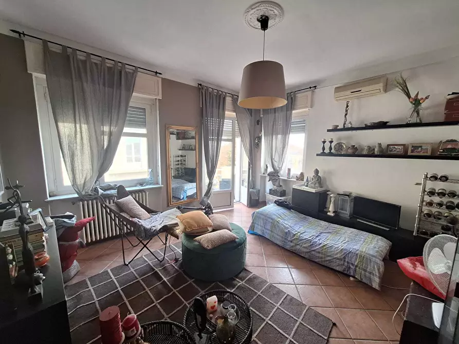 Immagine 5 di Bilocale in vendita  in Via Silvio Pellico 4 a Vercelli