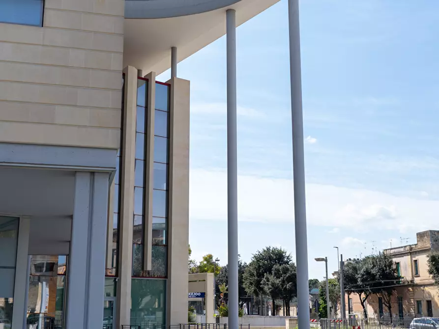 Immagine 43 di Ufficio in vendita  in Via Colonnello Archimede Costadura 2C a Lecce