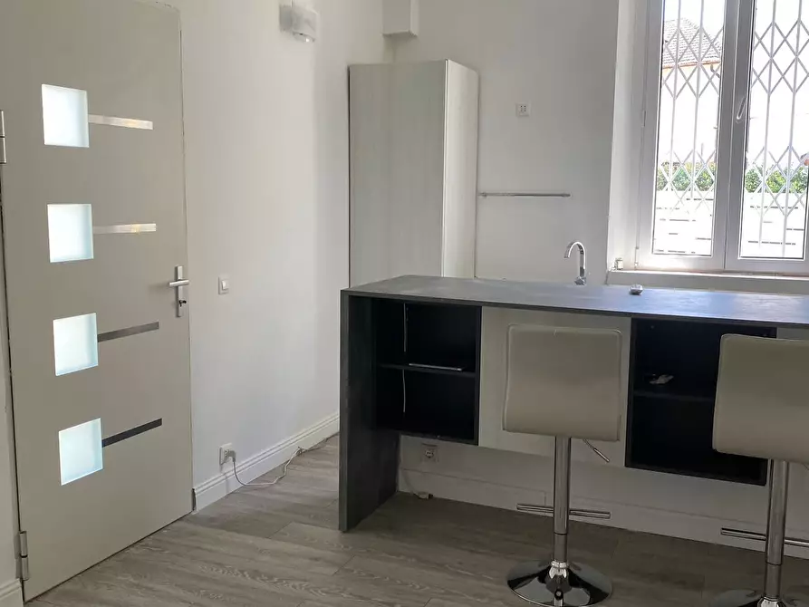 Immagine 9 di Bilocale in vendita  a Como
