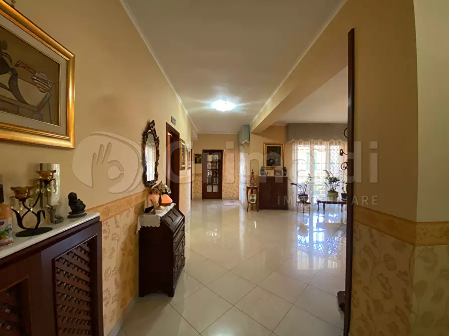 Immagine 8 di Trilocale in vendita  a Giugliano In Campania