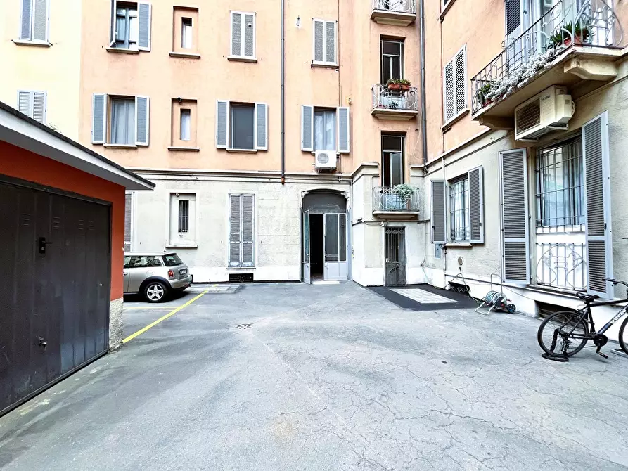 Immagine 14 di Monolocale in affitto  in Viale dei Mille 68 a Milano