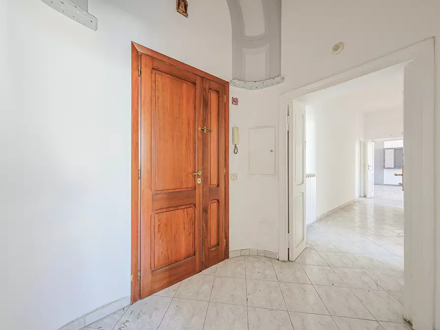 Immagine 3 di Quadrilocale in vendita  in Corso Vittoria Colonna 56 a Marino