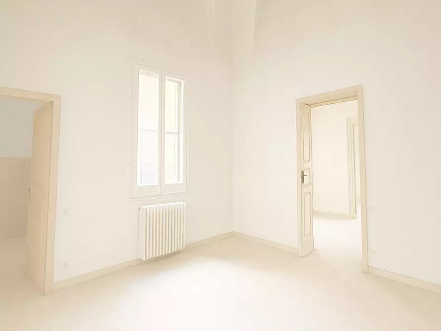 Immagine 11 di Pentalocale in vendita  in Vico dei Fieschi 2 a Lecce