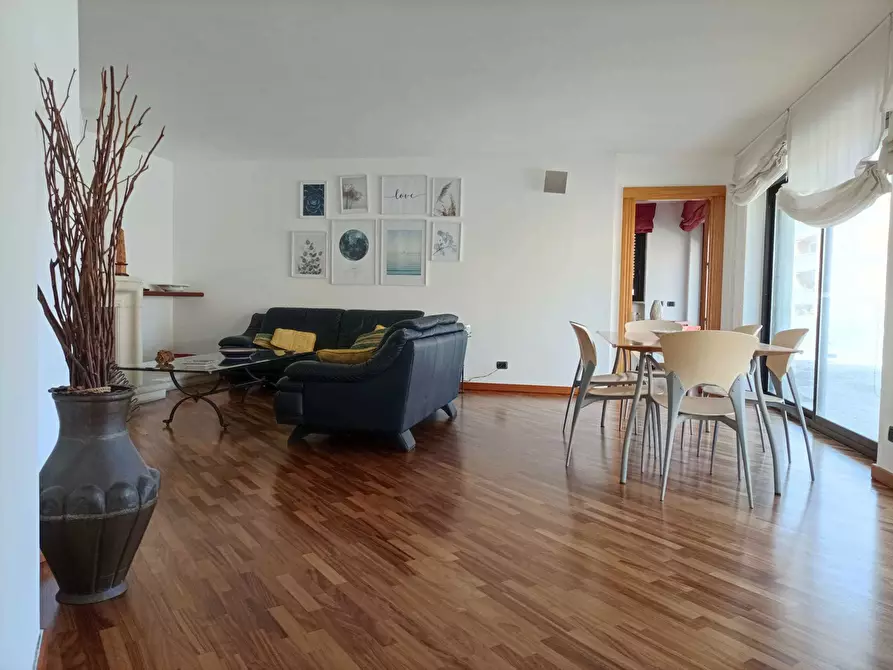 Immagine 52 di Bilocale in affitto  in Via Braccio Martello 6 a Lecce