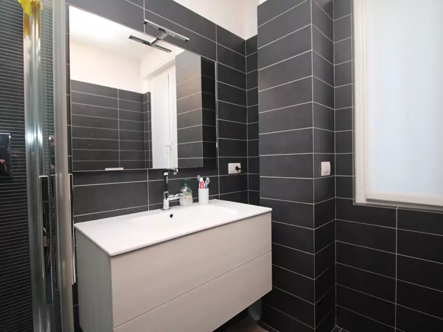 Immagine 10 di Trilocale in vendita  in via salita cappuccini 11 a Como