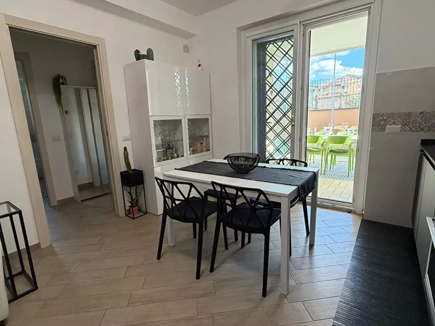 Immagine 25 di Trilocale in vendita  in Via Luigi Einaudi 11 a Marino