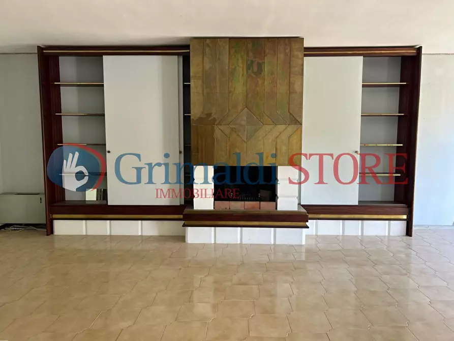 Immagine 16 di Pentalocale in vendita  in Via Giovanni Gentile 3030 a Lecce