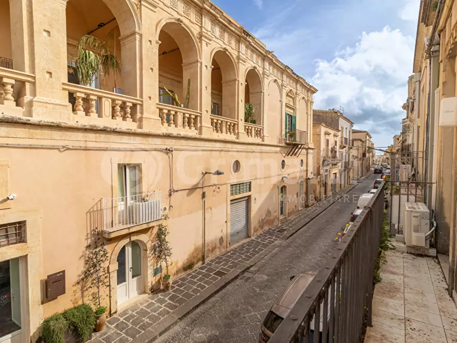 Immagine 11 di Casa indipendente in vendita  in Via Ducezio 93 a Noto