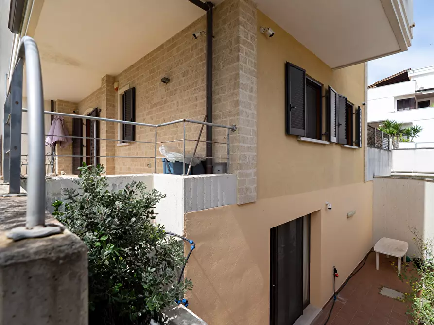 Immagine 33 di Trilocale in affitto  in Via Piero Della Francesca 88 a Lecce