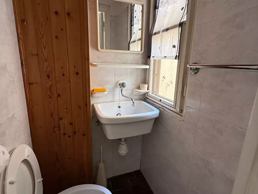 Immagine 22 di Trilocale in affitto  in VIA ANTONIO GRAMSCI 70 a Anzio