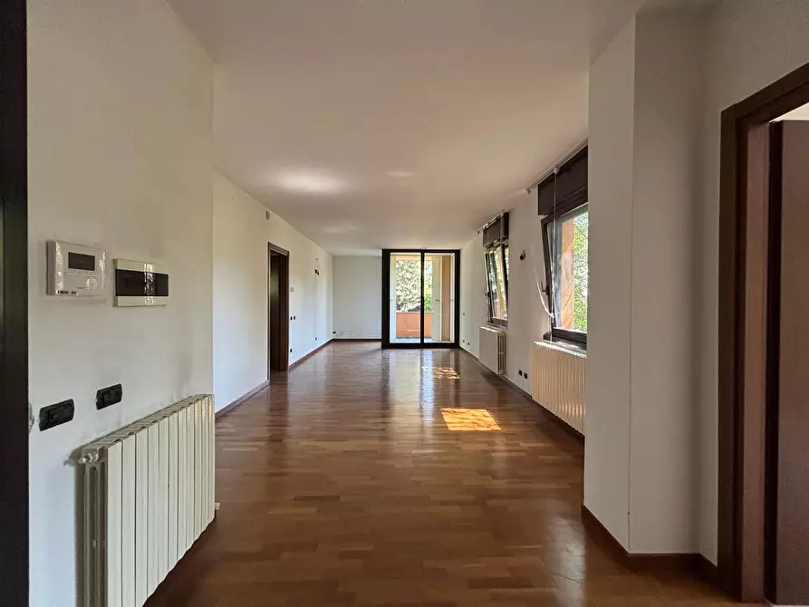 Immagine 7 di Trilocale in vendita  a Como