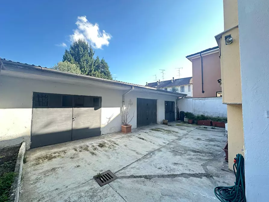 Immagine 34 di Casa indipendente in vendita  in Via Pietro maroncelli 5 a Vercelli