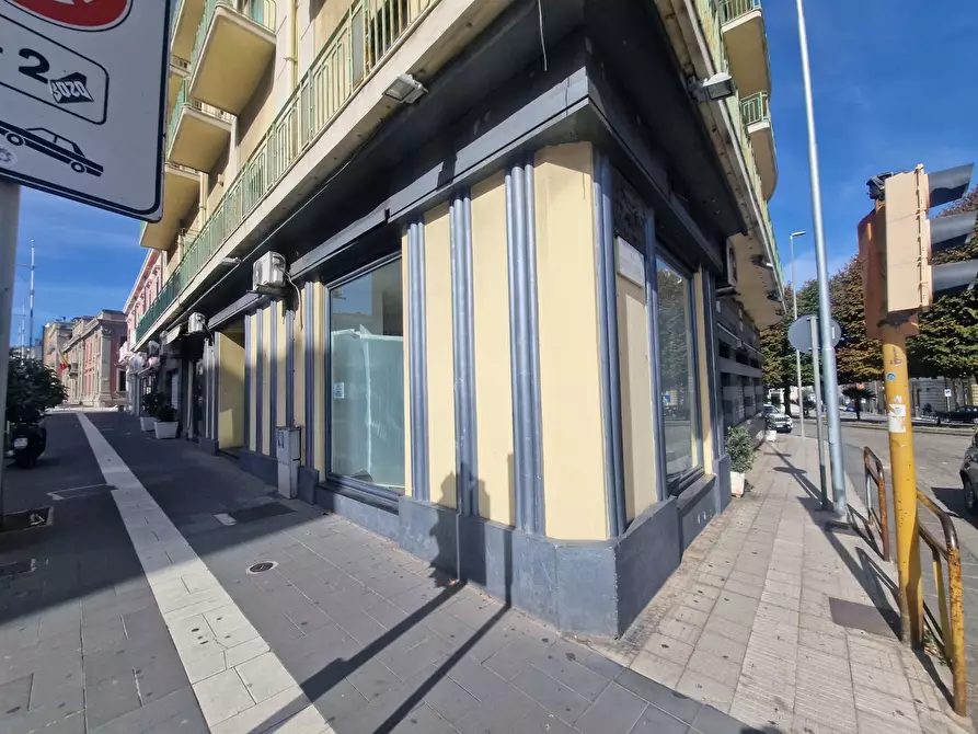 Immagine 3 di Locale commerciale in affitto  in Via Tommaso Cannizzaro 66 a Messina