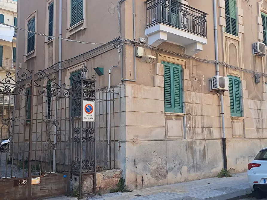 Immagine 1 di Trilocale in vendita  in Viale San Martino 315 a Messina