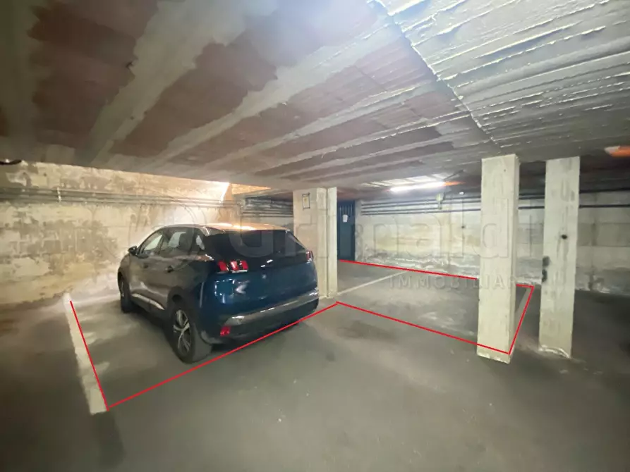 Immagine 17 di Trilocale in vendita  a Giugliano In Campania