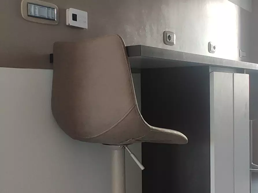 Immagine 50 di Appartamento in vendita  in Via Francesco Menzio a Roma
